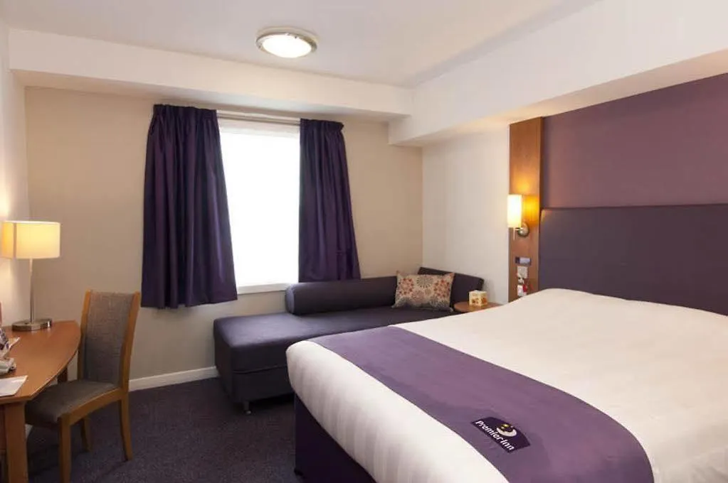 Premier Inn Cambridge Girton  Hotel
